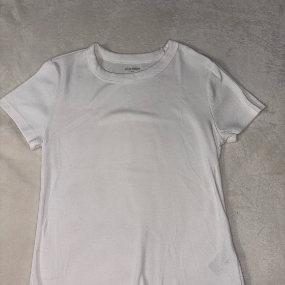 Old Navy Women's Classic White Tee - Picture 1 of 3